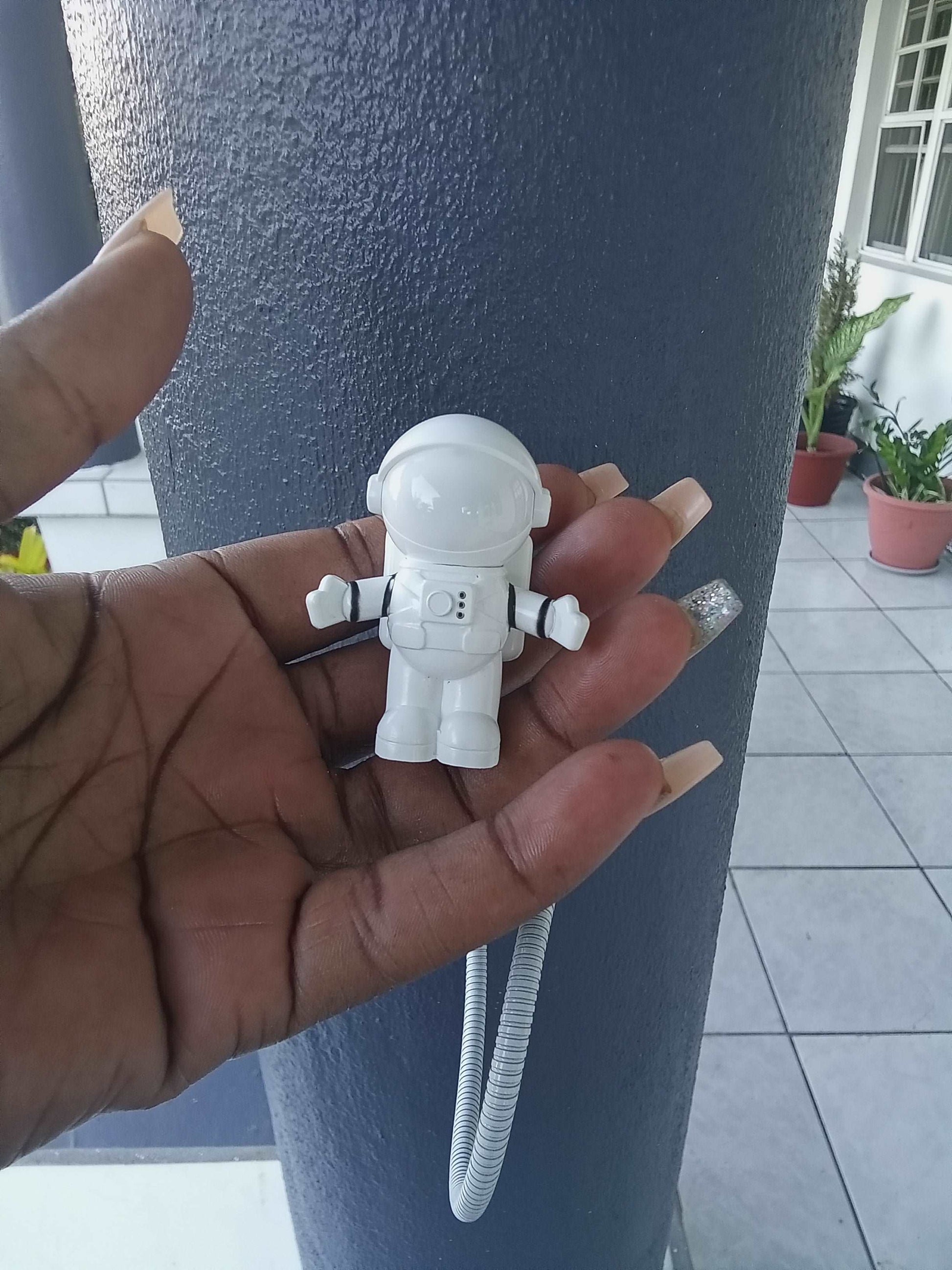 COSMIC FLEX USB ASTRONAUT LAMP