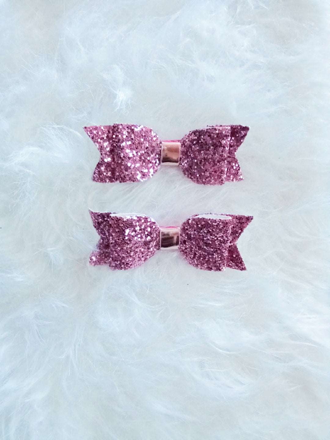 SPARKLE CHIC GLITTER BOW HAIR CLIPS